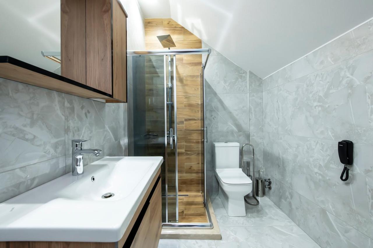 Hotel Solo Tbilisi Luaran gambar
