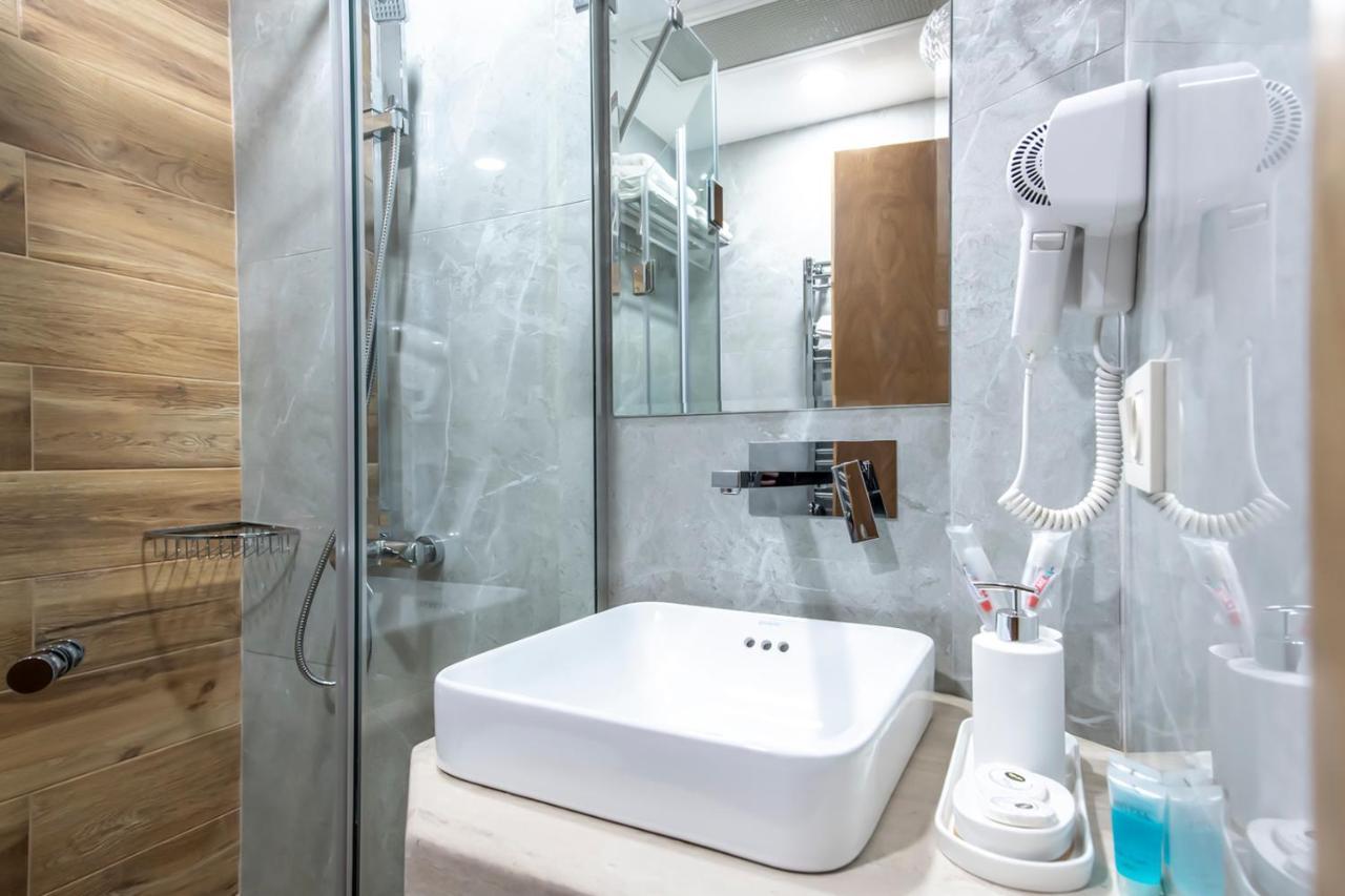 Hotel Solo Tbilisi Luaran gambar