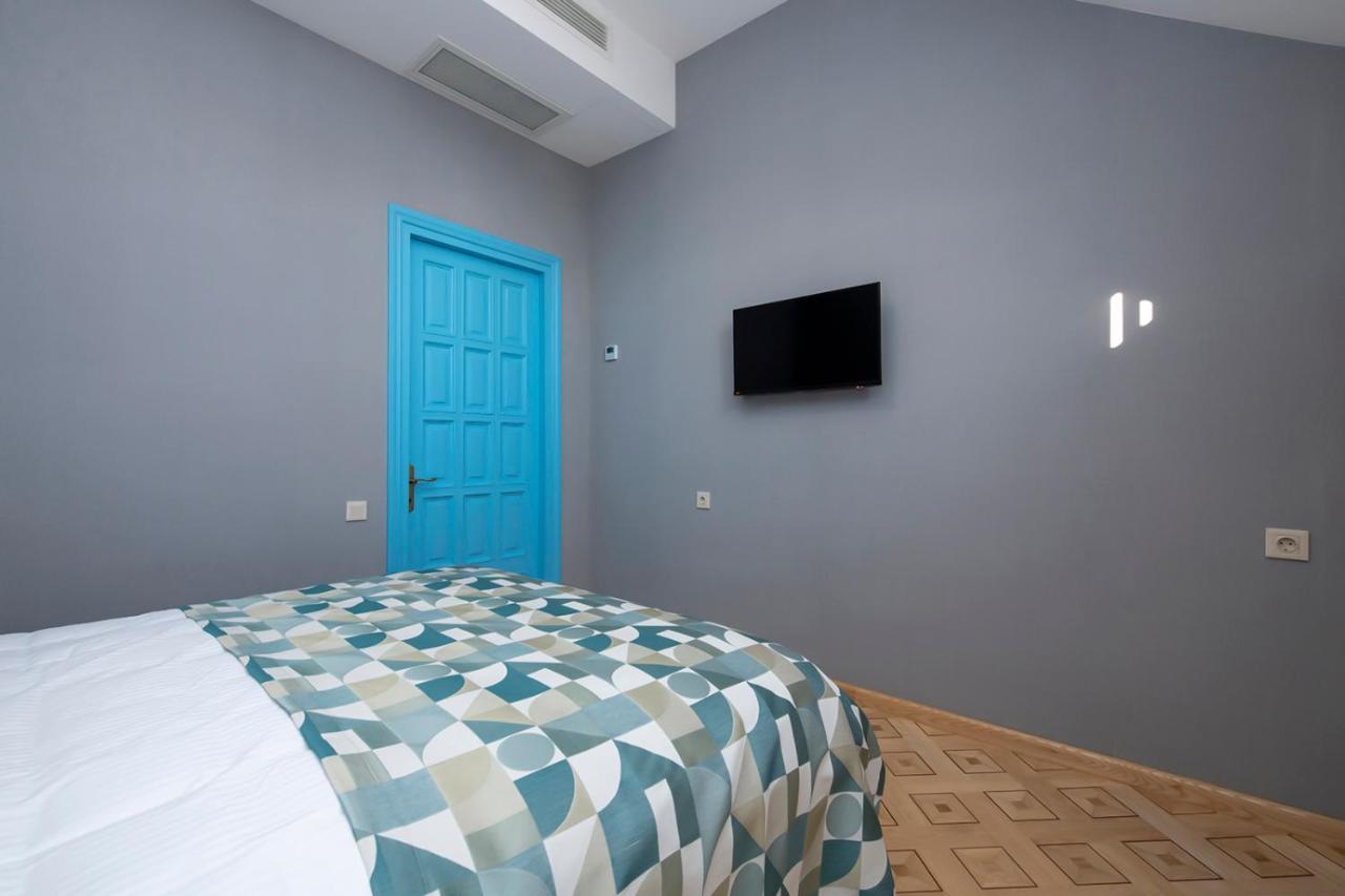 Hotel Solo Tbilisi Luaran gambar
