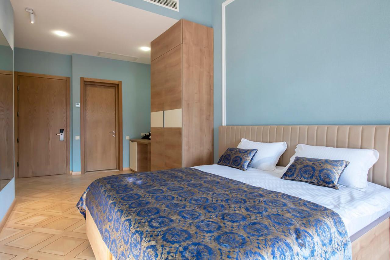 Hotel Solo Tbilisi Luaran gambar
