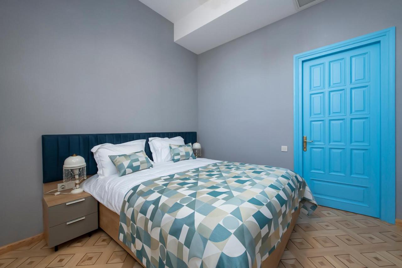 Hotel Solo Tbilisi Luaran gambar
