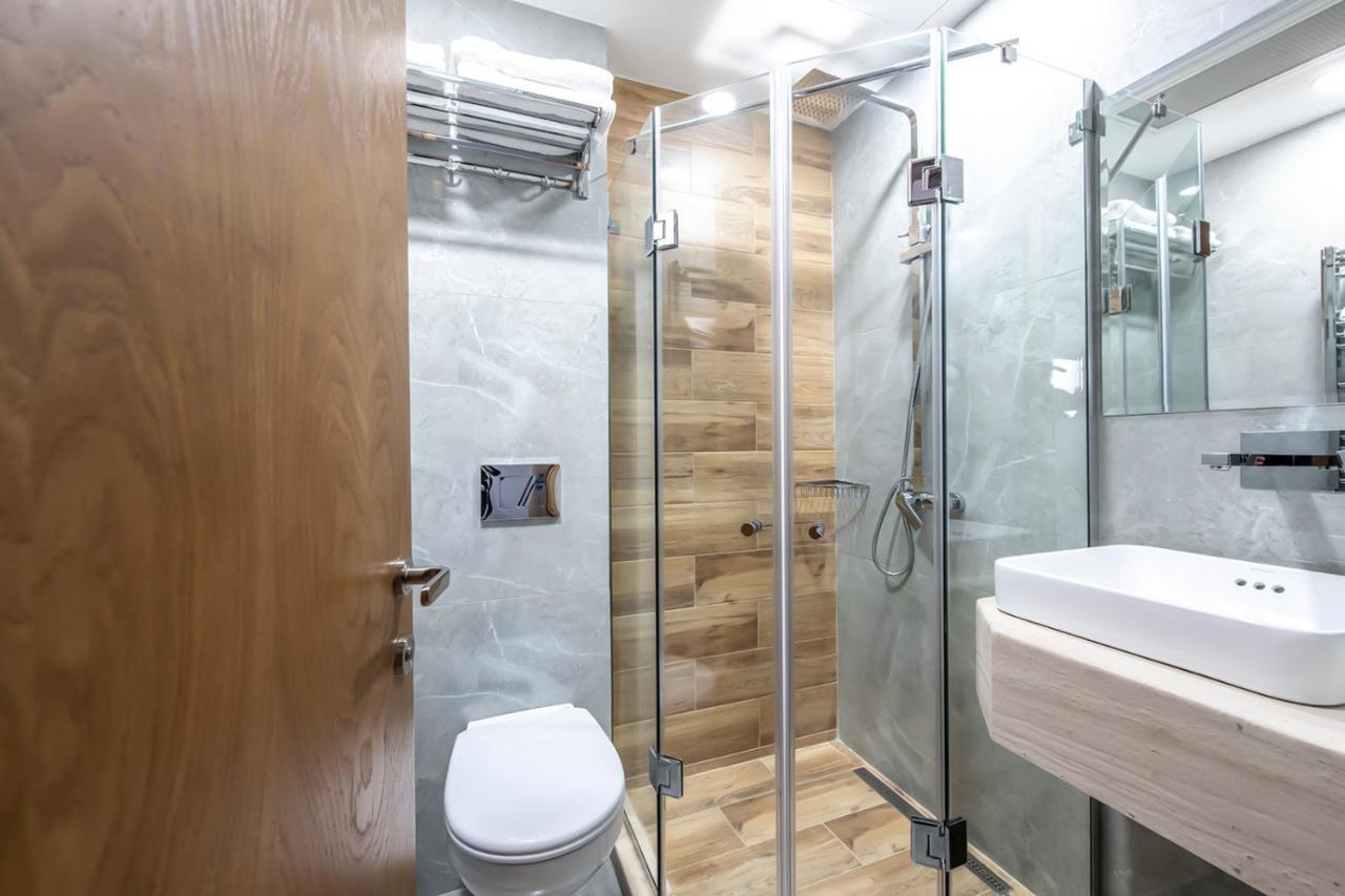 Hotel Solo Tbilisi Luaran gambar