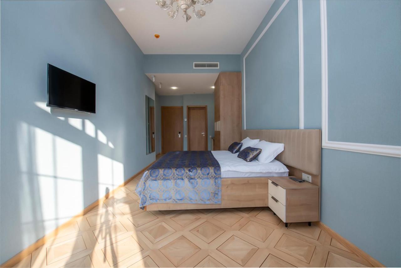 Hotel Solo Tbilisi Luaran gambar