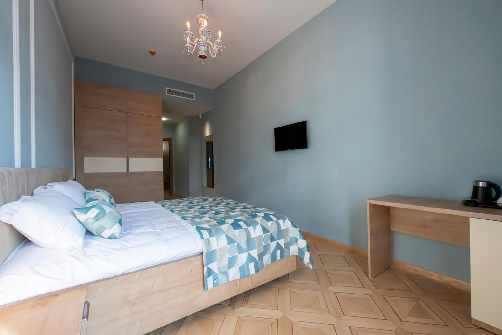 Hotel Solo Tbilisi Luaran gambar